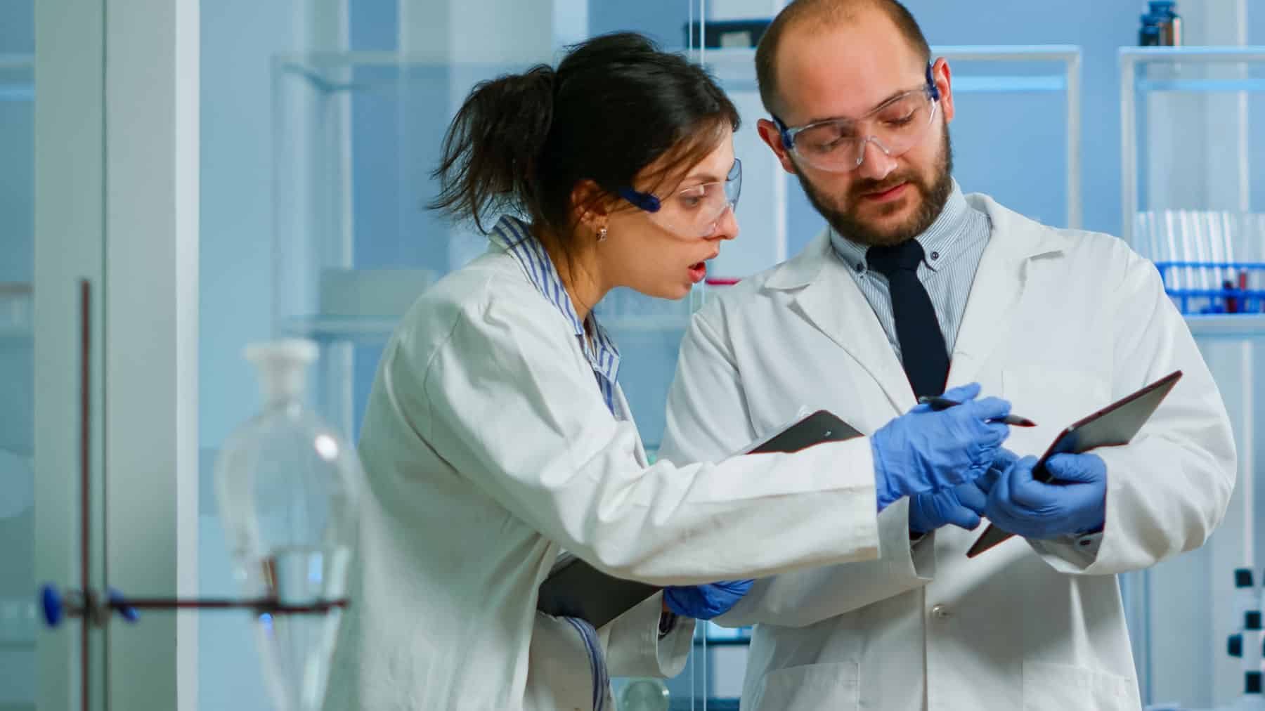 University of Washington Genetics Portal, a HIPAA-compliant clinical and research management platform